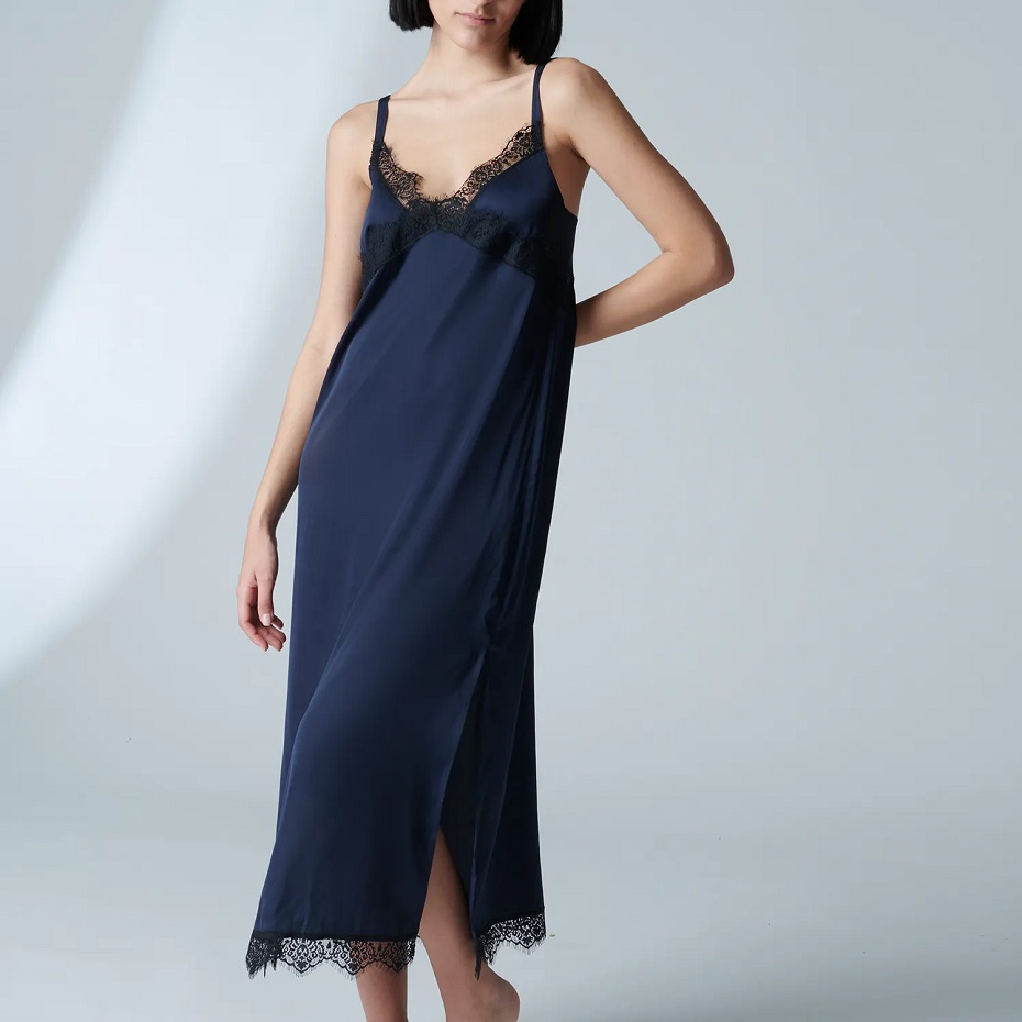 SATIN SECRETS - Long Nightdress - Full moon
