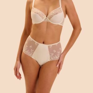 INSTANT - Retro Brief - Ivory
