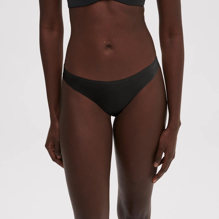ESSENTIEL - Tanga - Black